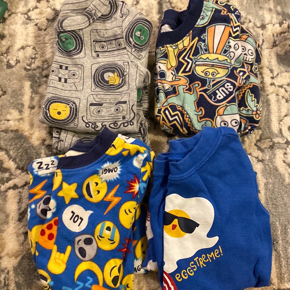 Gymboree pajama lot 4 pairs